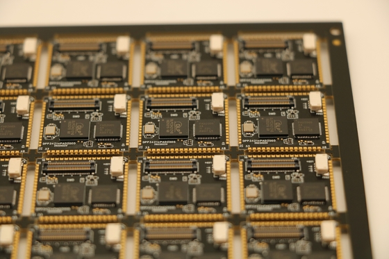 Un bon prix. Carte PCB multi électronique de couche de l'Assemblée PCBA de carte d'IMMERSION professionnelle en ligne