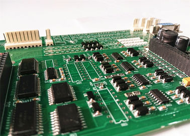 Un bon prix. 4 couches de FR4 SMT de carte PCB d'Assemblée de carte PCB d'Assemblée électronique de carte en ligne