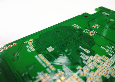 Un bon prix. Carte PCB blanche de Silkscreen d'en cuivre sans plomb des véhicules à moteur de 2L FR4 Tg170 1OZ en ligne