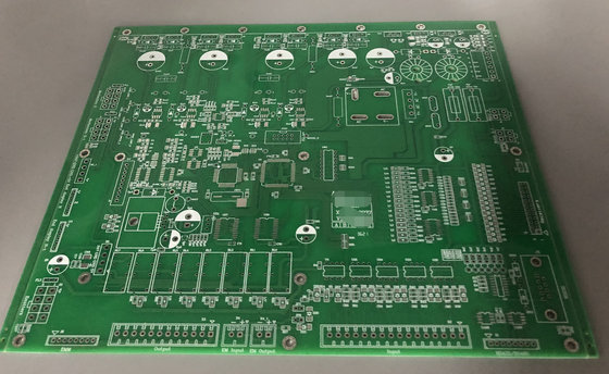 Un bon prix. Fabrication électronique de carte PCB de fabrication de prototype de la surface HASL/ENIG de FR4 4layers et panneaux multicouche de carte PCB de blanc d'assemblée en ligne