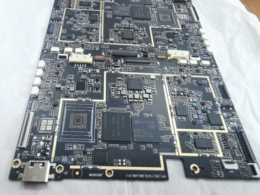 Un bon prix. Verte 4 couches 2OZ cartes de circuits imprimés rigides, Fr4 carte de PCB multicouches en ligne